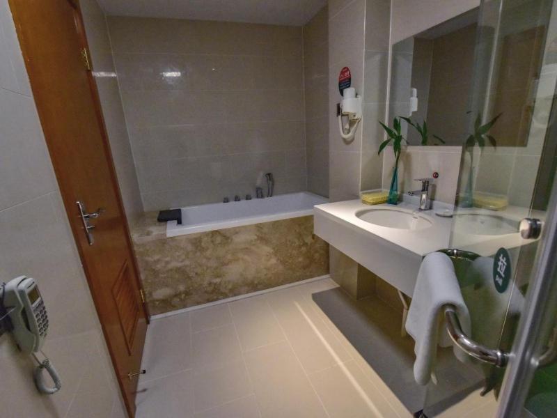 Greentree Inn Huanggang Qichun County Ouyada Square Express Hotel Exteriér fotografie